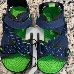 NWT- Boys Falls Creek Felix Jr Navy/Gray Sandals